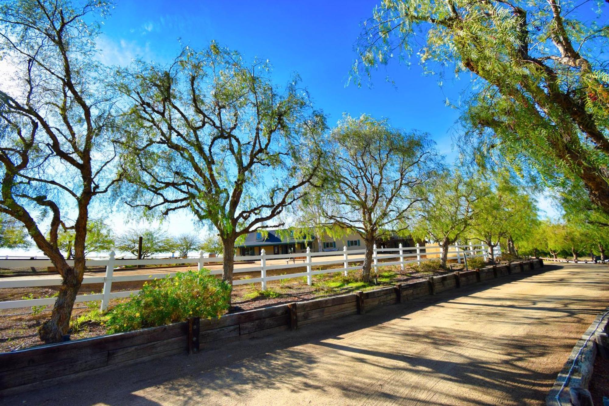 Peppertree Lane Ranch -- Seven-Acre Ranch In The Heart Of Wine Country Hotel Temecula Exterior foto