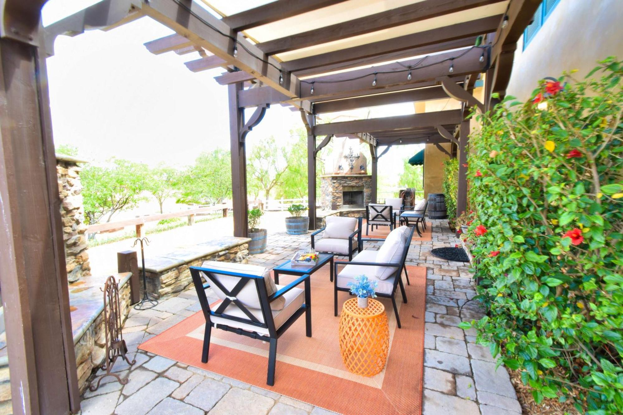 Peppertree Lane Ranch -- Seven-Acre Ranch In The Heart Of Wine Country Hotel Temecula Exterior foto